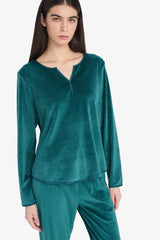 Pajama Set Regular Fit Long Sleeve Velour Top Long Bottom-Fall in Love