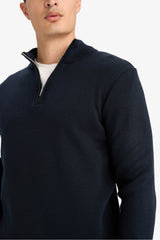 Standard Fit Regular Cut Stand Collar Half Zipper Basic Plain Knitwear Sweater