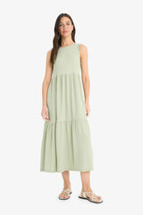 Crew Neck Crepe Sleeveless Midi Summer Dress