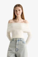 Slim Fit Narrow Cut Off-Shoulder Knit Sweater