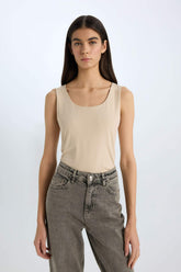 Slim Fit Basic Square Collar Sleeveless Tank Top