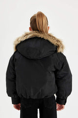 Girls Detachable Hooded Coat with Zipper and Snap Pocket