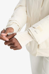 Water-repellent, regular-fit, hooded winter coat with zipper and pockets.