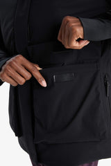 Water-repellent, regular-fit, hooded winter coat with zipper and pockets.