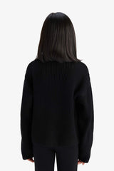 Girl's Standard Fit Crew Neck Knitwear Sweater