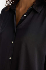 Standard fit shirt collar satin long sleeve shirt