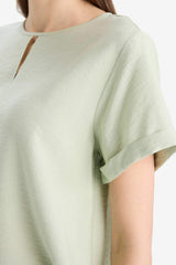 Regular Fit Round Neck Short Sleeve Blouse