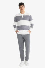 Standard Fit Polo Collar Knitwear Pullover
