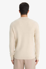 Standard fit polo collar sweater