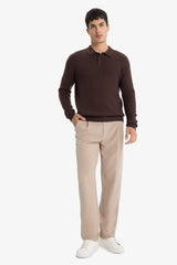 Standard fit polo collar sweater