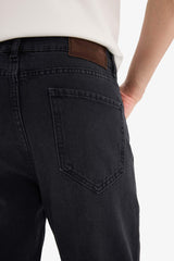 90's Slim Fit Skinny Leg Jeans