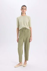 Normal Waist Short Leg Crepe Jogger Pants