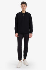 Comfort Fit Stand Collar Textured Half Zipper Waffle Sweatshirt