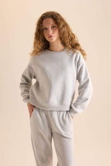 Regular Fit 2-Piece Set Thick Crew Neck Sweatshirt Flexible Waist Jogger Sweatpants