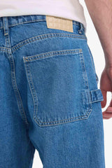 Relax Fit Straight Leg Jeans