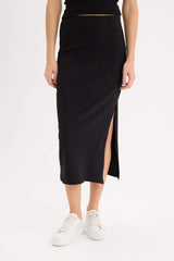 Fitted Body-hugging Slit Basic Camisole Black Midi Skirt