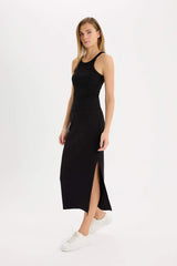 Fitted Body-hugging Slit Basic Camisole Black Midi Skirt