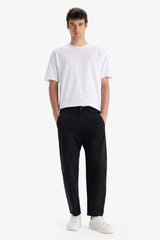 Relaxed Slouchy Fit Wide Leg Jeans