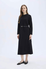 Regular Fit Crew Neck Belted Selanik Fabric Maxi Dress