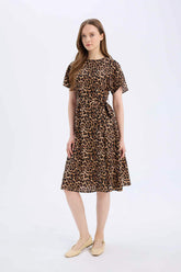 Regular Fit Crew Neck Leopard Midi Dress