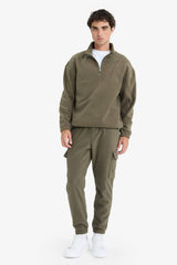 Loose fleece sweatshirt with stand-up collar and print