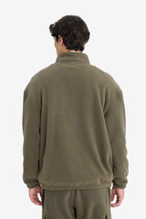 Loose fleece sweatshirt with stand-up collar and print