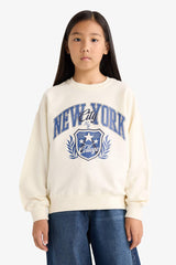 Girls Relax Fit Crew Neck Printed Sweatshirt