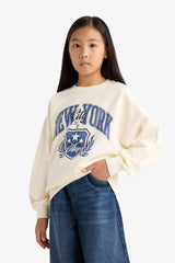 Girls Relax Fit Crew Neck Printed Sweatshirt