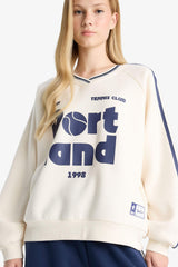 Oversize Wide Mold V Neck Printed Thick Sweatshirt