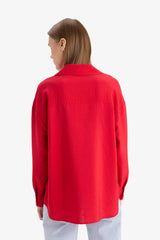 Regular fit, long sleeve shirt with a shirt collar