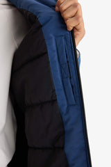 Water Repellent Regular Fit Hooded Zippered Windproof Jacket