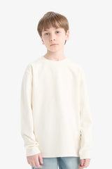T-shirt for boys with long sleeves, loose fit, round neck.