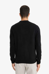 Standard Fit Polo Collar Knitwear Pullover