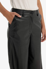 Straight Fit Double Pocket High Waist Trousers