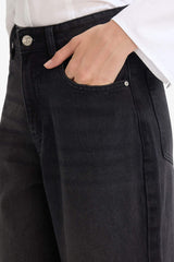 Relax Fit High Waist Straight Leg Jeans