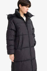Waterproof parka with relaxed fit and hood