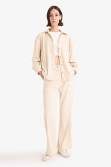 Loose corduroy shirt with a shirt collar and long sleeves