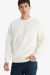 Relax Fit Crew Neck Fleece Sweatshirt
