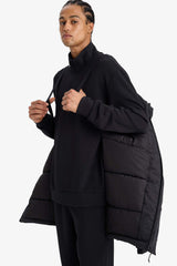 Water-repellent, regular fit, hooded, zip-up, windproof parka jacket.