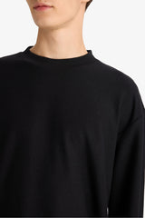 Boxy Fit Relaxed Cut Crew Neck Soft Fabric Basic Plain Sweatshirt