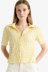 Cool Fitted Textured Short Sleeve Shirt