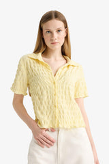 Cool Fitted Textured Short Sleeve Shirt