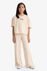 Girls Two-Piece Set: Short-Sleeved Printed T-shirt and Sweatpants