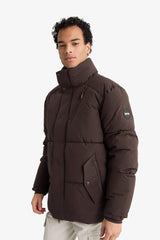 Water-repellent, regular fit, stand-collar jacket with inner zippered pockets.
