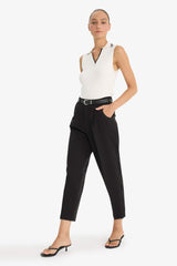 Carrot Fit Pocket Detailed High Waist Straight Leg Gabardine Trousers