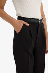 Carrot Fit Pocket Detailed High Waist Straight Leg Gabardine Trousers