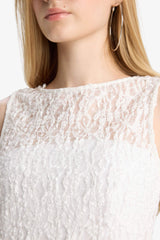 Fitted Crew Neck Sleeveless Lace Blouse