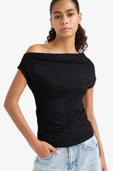 Slim Fit Slim Cut One Shoulder Short Sleeve T-Shirt