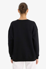 Oversize Wide Pattern Crew Neck Basic Plain Thick Sweatshirt