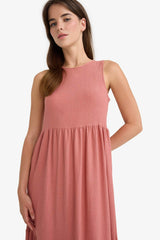 Crew Neck Crepe Sleeveless Midi Dress